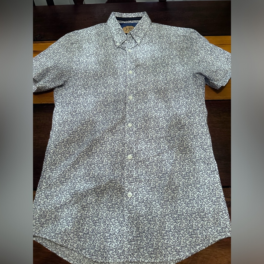 Men’s S Button Down Shirt by Joseph Abboud, white with blue floral pattern